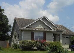 Pre-foreclosure in  GASTONBURY LN Humble, TX 77338