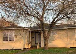 Pre-foreclosure in  ANNAPOLIS DR Corpus Christi, TX 78415