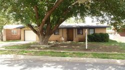 Pre-foreclosure in  45TH ST Lubbock, TX 79414