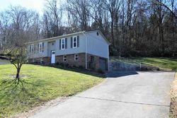 Pre-foreclosure in  E JACKSON CIR Morristown, TN 37813