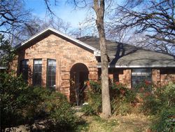 Pre-foreclosure in  CURRY RD Arlington, TX 76001