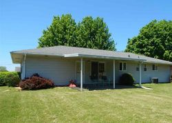 Pre-foreclosure in  ILLINI DR East Peoria, IL 61611