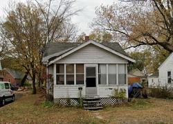 Pre-foreclosure in  S WESTMORELAND AVE Peoria, IL 61605