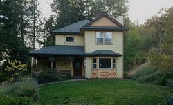 Pre-foreclosure in  ANITA DR Grants Pass, OR 97526