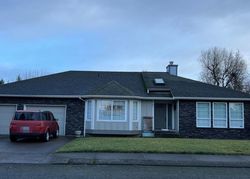 Pre-foreclosure in  HERMANSON ST Woodburn, OR 97071