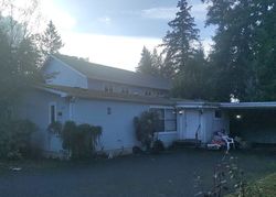 Pre-foreclosure in  SE 153RD AVE Portland, OR 97236