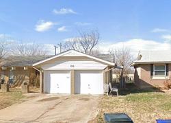 Pre-foreclosure in  ATTERBERRY DR Norman, OK 73071