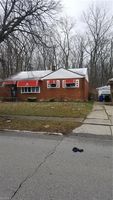 Pre-foreclosure in  E 176TH ST Cleveland, OH 44128