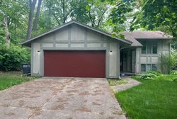 Pre-foreclosure in  ROYCE RD Toledo, OH 43615