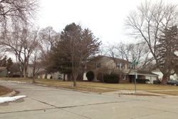 Pre-foreclosure in  LONDON DR Troy, MI 48085