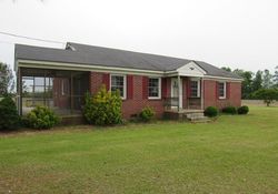Pre-foreclosure in  US HIGHWAY 158 Conway, NC 27820