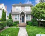 Pre-foreclosure in  WILLOW AVE Hempstead, NY 11550