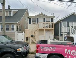 Pre-foreclosure in  FARRAGUT AVE Seaside Park, NJ 08752