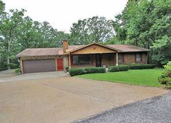 Pre-foreclosure in  STONEWALL DR Hillsboro, MO 63050