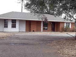 Pre-foreclosure Listing in SILVER DR MCCOMB, MS 39648