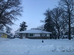 Pre-foreclosure in  INDIAN WAY Saint Paul, MN 55109