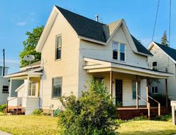 Pre-foreclosure in  E LOVETT ST Charlotte, MI 48813