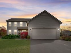Pre-foreclosure in  S ARDEN LN Round Lake, IL 60073