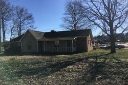 Pre-foreclosure in  STAGECOACH DR Madison, AL 35757