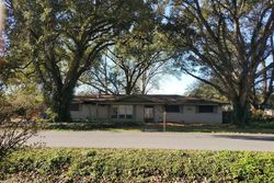 Pre-foreclosure in  ANTIGUA DR Lafayette, LA 70503