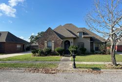 Pre-foreclosure in  SPRINGFIELD ST New Iberia, LA 70563