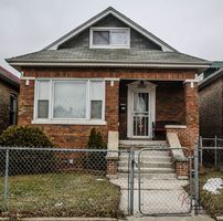Pre-foreclosure in  S ABERDEEN ST Chicago, IL 60620