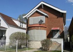 Pre-foreclosure in  S SAINT LAWRENCE AVE Chicago, IL 60619
