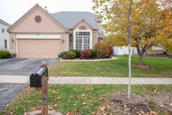 Pre-foreclosure in  COLUMBINE LN Bolingbrook, IL 60440