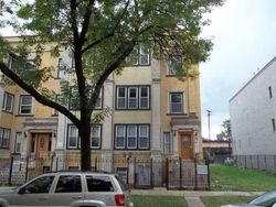 Pre-foreclosure in  S PRAIRIE AVE  Chicago, IL 60615