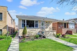 Pre-foreclosure in  W 55TH ST Chicago, IL 60638