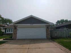 Pre-foreclosure in  NEWPORT CIR Hanover Park, IL 60133