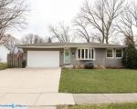 Pre-foreclosure in  JEWEL AVE Saint Charles, IL 60174