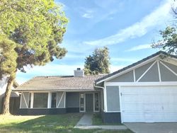 Pre-foreclosure in  SOUTHERN BREEZE DR Bakersfield, CA 93313