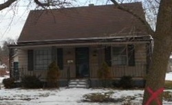 Pre-foreclosure in  N 12TH ST Rochelle, IL 61068