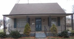 Pre-foreclosure in  N 12TH ST Rochelle, IL 61068