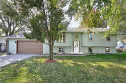 Pre-foreclosure in  NW 5TH ST Earlham, IA 50072