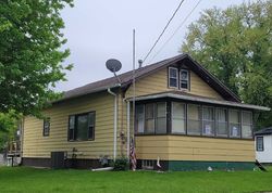 Pre-foreclosure in  W WILLIS AVE Sioux City, IA 51103