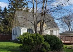 Pre-foreclosure in  8TH AVE NW Waukon, IA 52172