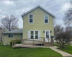 Pre-foreclosure in  4TH AVE SE Oelwein, IA 50662