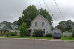  N Brown St, Middlebury IN