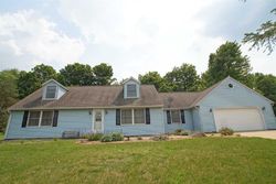 Pre-foreclosure in  E ROBBY DR Warsaw, IN 46580