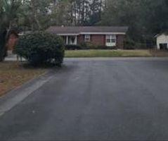 Pre-foreclosure in  GERALD DR Savannah, GA 31406