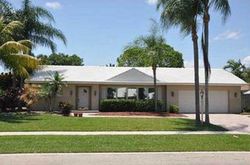 Pre-foreclosure in  EL DORADO PKWY Fort Lauderdale, FL 33317
