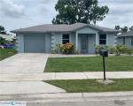 Pre-foreclosure in  MINNESOTA DR Fort Myers, FL 33916