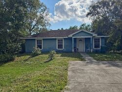 Pre-foreclosure in  NW 2ND ST Okeechobee, FL 34972