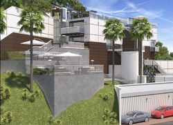 Pre-foreclosure in  NICHOLS CANYON RD Los Angeles, CA 90046