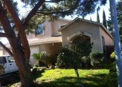 Pre-foreclosure in  MIDDLE RIVER DR Stockton, CA 95206