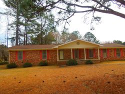 Pre-foreclosure Listing in 11TH AVE VALLEY, AL 36854