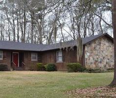 Pre-foreclosure in  LAKE SORRENTO CT Conyers, GA 30012