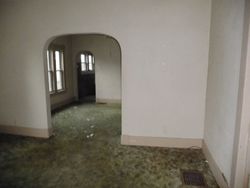 Pre-foreclosure in  W VIEW ST Decatur, IL 62522